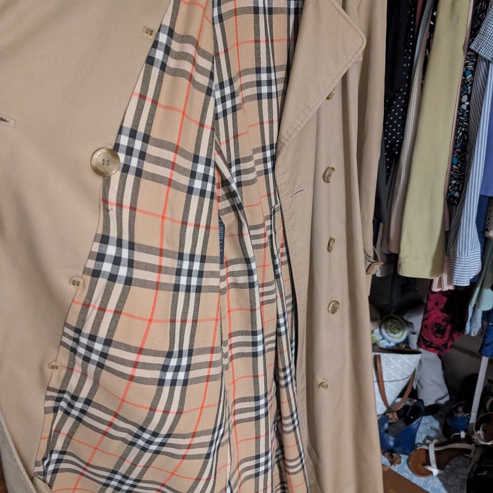 Burberrys Womens Rain/Trench Coat